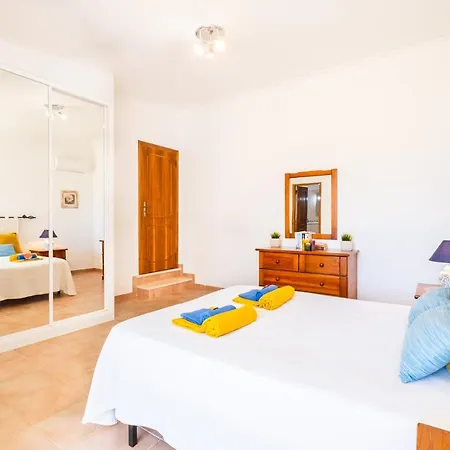 Villa Menorca By Algarve Vacation Armacao de Pera